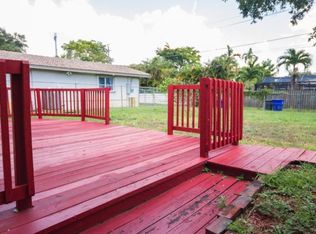 3340 W Park Rd, Hollywood, FL 33021