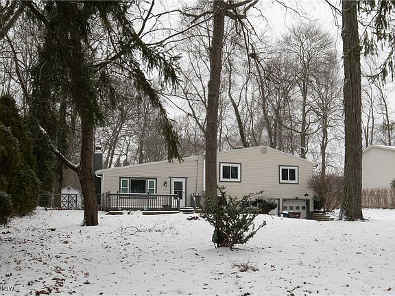 2nd image of 427 Catalina Dr