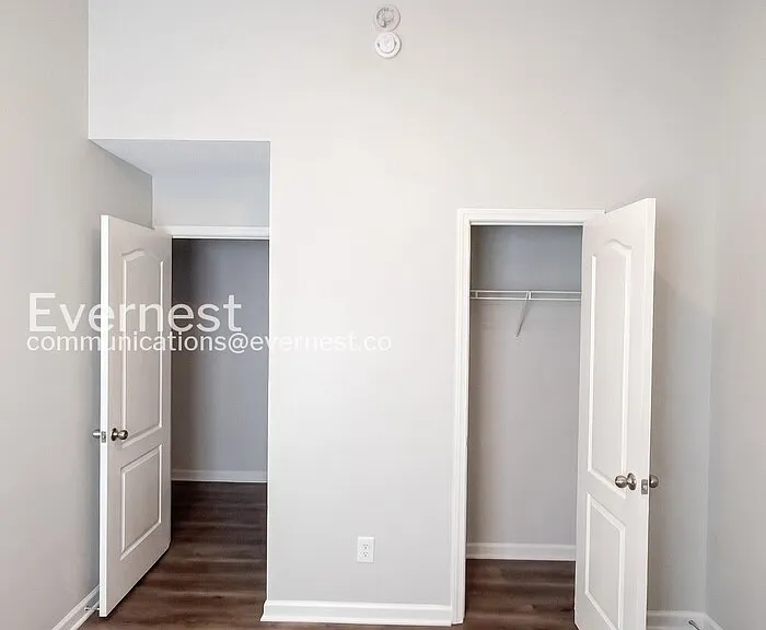 8631 Thomas Ln — Photo 21