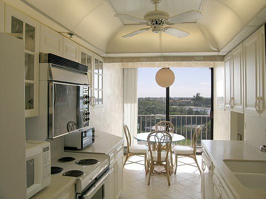 3rd image of 3400 S Ocean Blvd #4H-II