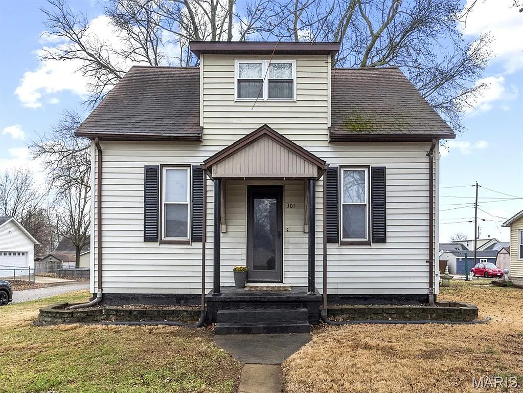 301 W Hanover St photo 1