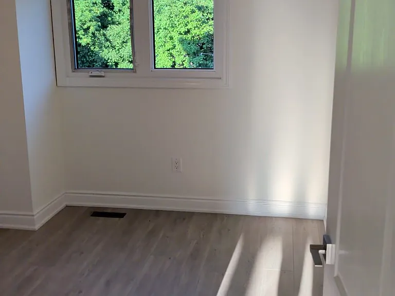 4 Malabar Cres — Photo 15