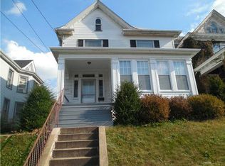 402 N 3rd St, Jeannette, PA 15644