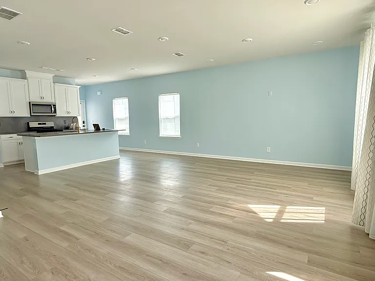 3615 Shore Wood Ave — Photo 5