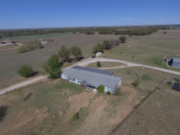 3499 N 2820th Rd, Hennessey, OK 73742