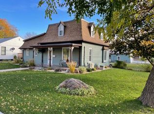 519 S 2nd St, Milbank, SD 57252