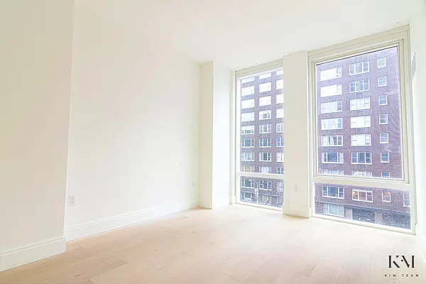 Rented by Nest Seekers International | media 23