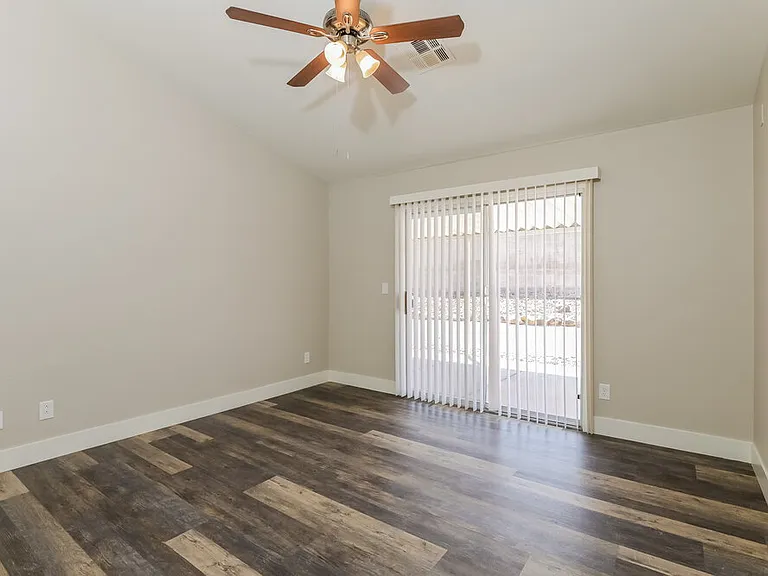 827 Golden Plata Ct — Photo 9