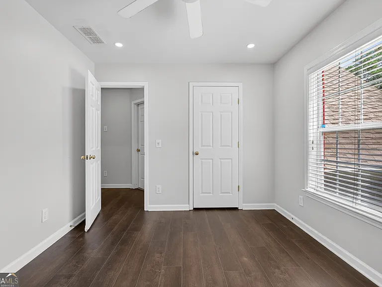 28 Stonehenge Ct — Photo 58