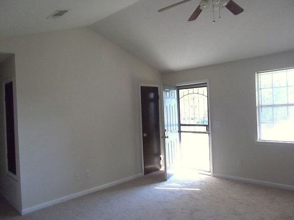 2nd image of 3409 Barrington Dr