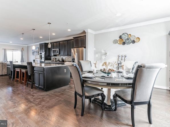 5325 Manor Park Dr