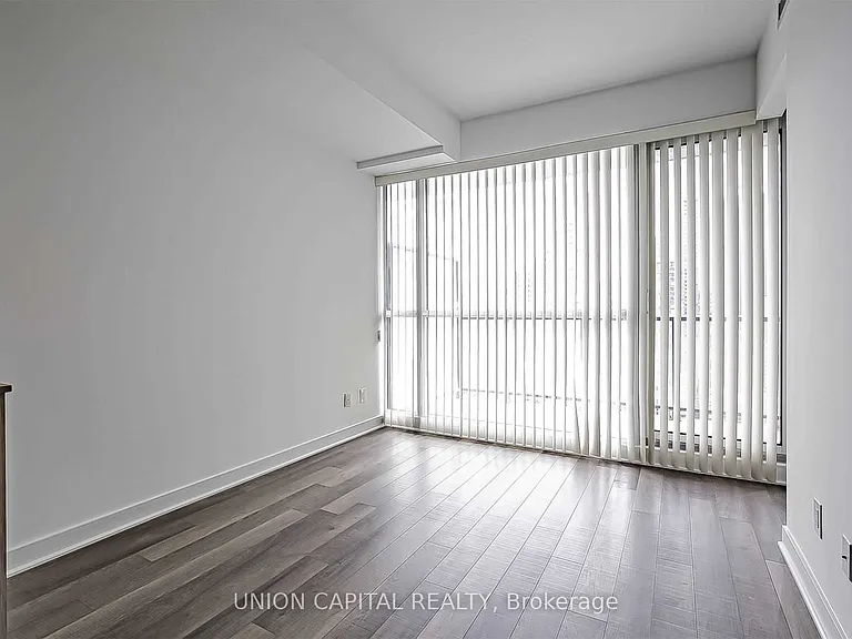 290 Adelaide St W #2406 — Photo 7