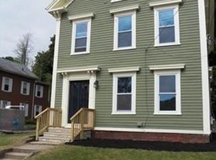 105 Quaboag St, Warren, MA 01083