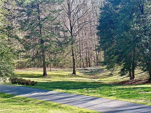 3rd image of 3501 River Ridge Rd