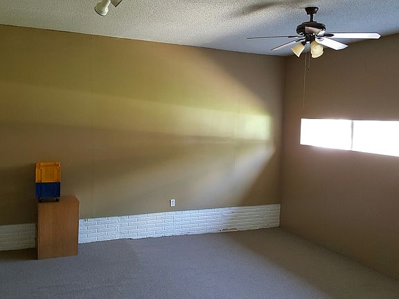 Family Room/Garage