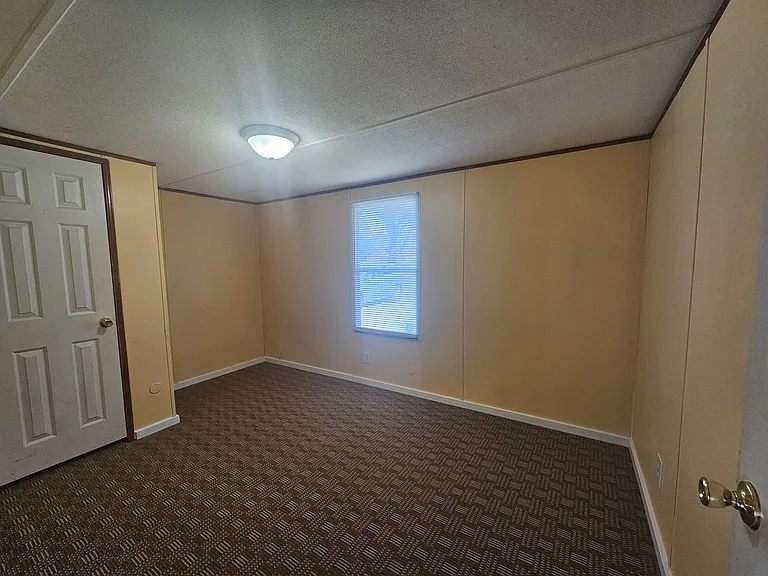 90 Craft Ln — Photo 9