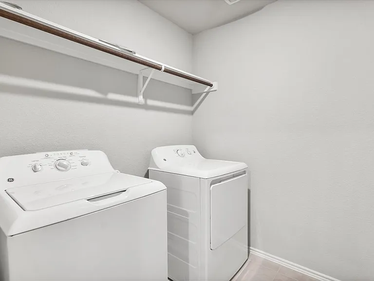 4909 Sea Salt Dr — Photo 13