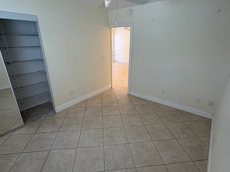 321 Avenue E #2 — Photo 10