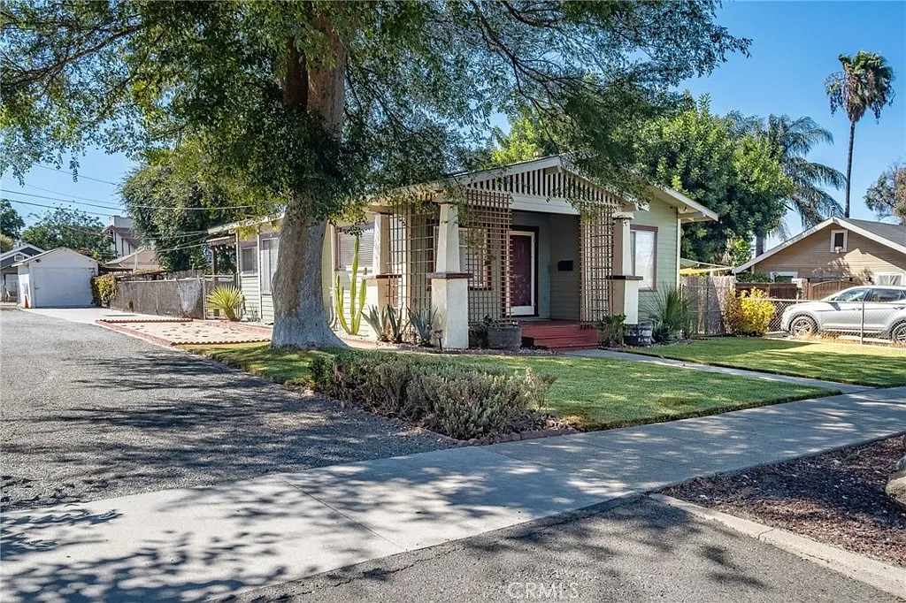 2 bed, 978 sqft, $3,100 — Photo 4
