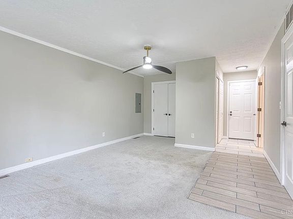 5th image of 833 W Galbraith Rd