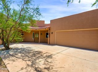 700 E Valley View Trl, Huachuca City, AZ 85616