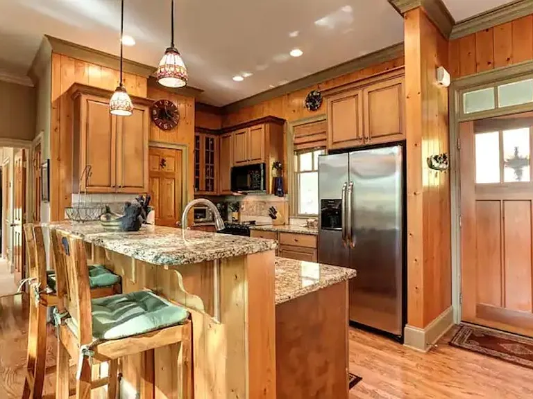 191 Laurel Ridge Trl — Photo 2