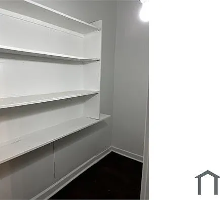 3 bed, $1,800 — Photo 2