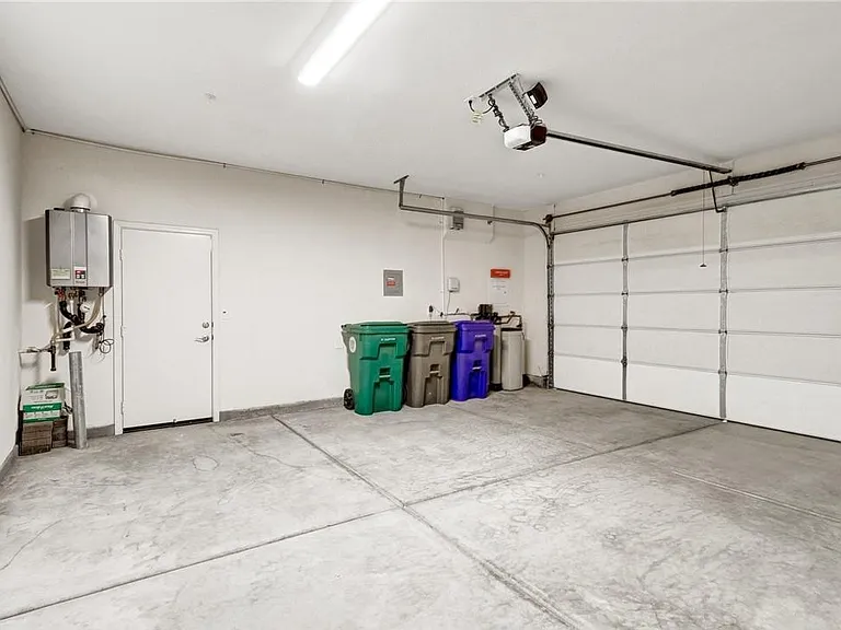 43885 Arancia Way — Photo 13
