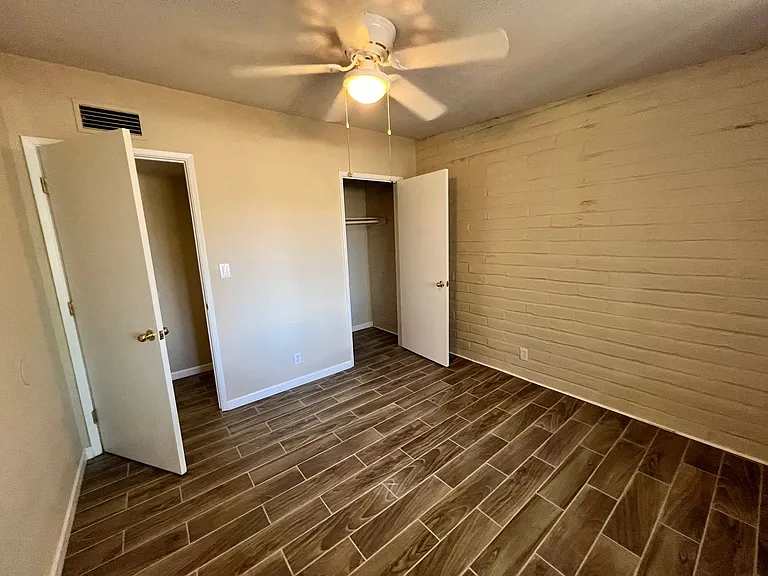 5610 E Glenn St — Photo 9