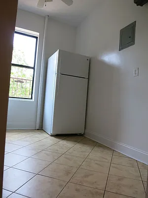 Rented by Atlantic Management Co Inc | media 28