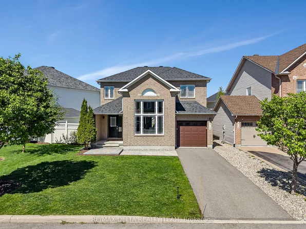 310 Sarabella St, Ottawa, ON K4A 0A3