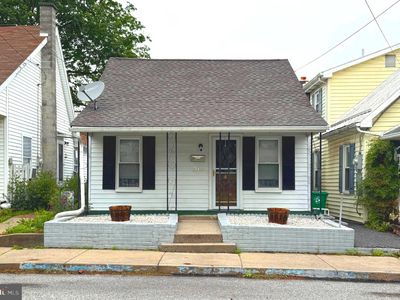 55 F St, Carlisle, PA, 17013