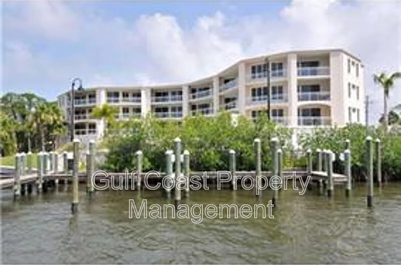 516 S Tamiami Trl #202