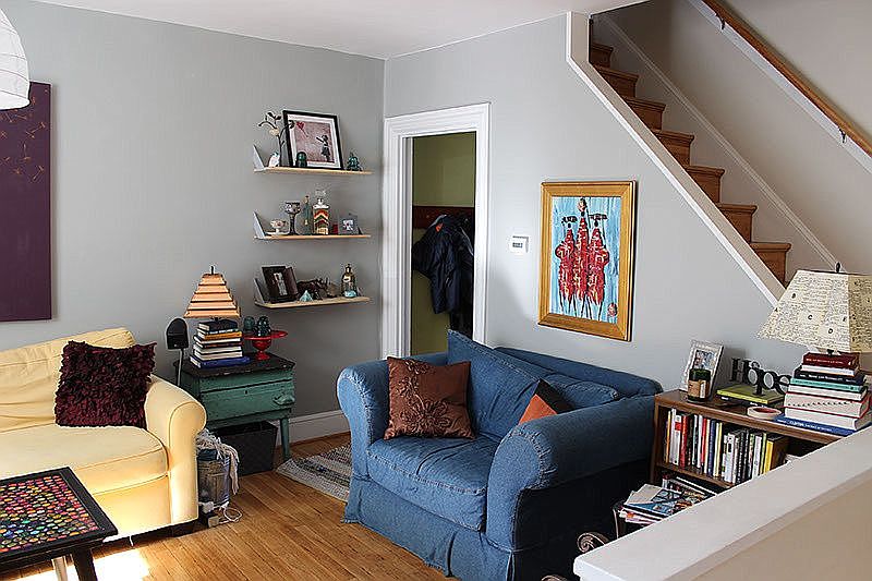 Living Room (1st Floor)