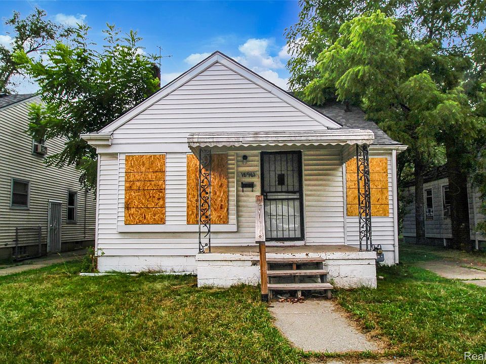 1st image of 18961 Pierson St