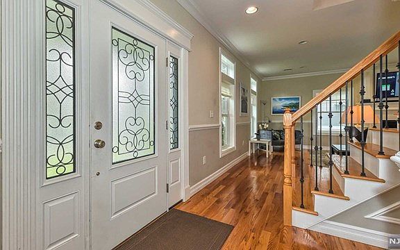 3rd image of 263 Greve Dr