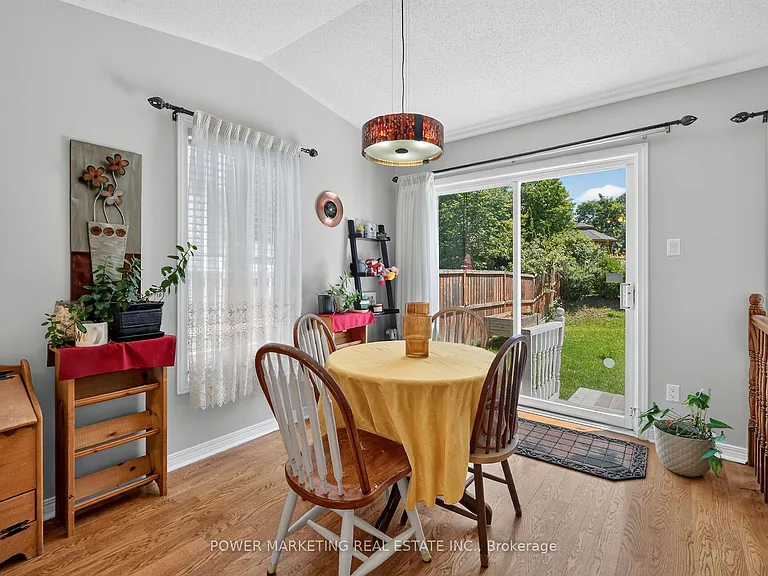 6886 Edgar Brault St — Photo 20