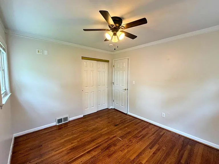 29537 Hazelwood St — Photo 15