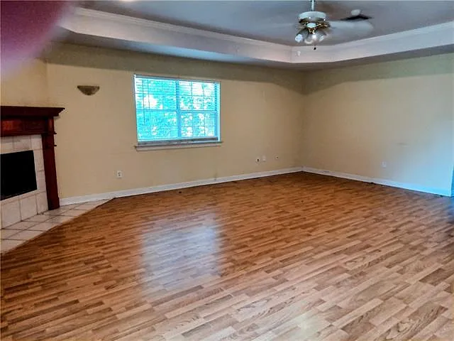 415 Oaklawn Dr — Photo 5