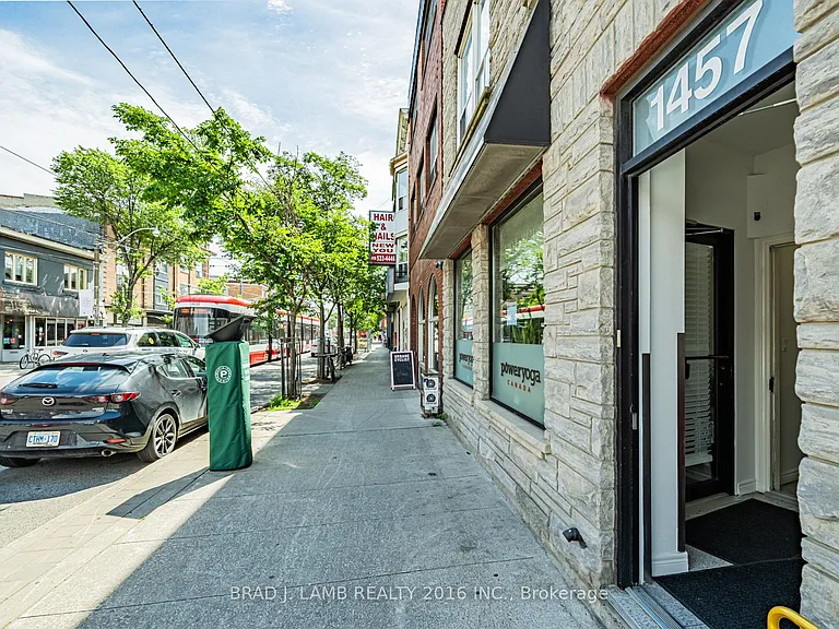 1457 Dundas St W #1 — Photo 28