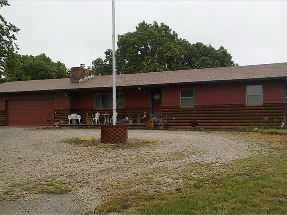 2nd image of 1464 County Road 2100