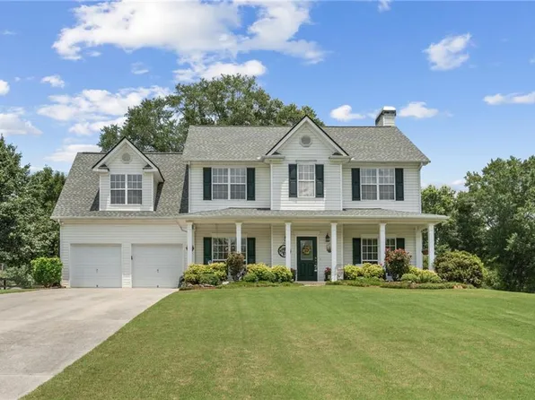 105 Pine Valley Ct, Hiram, GA 30141