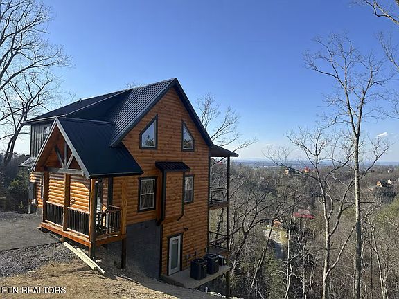 3rd image of 1974 Timber Ridge Way