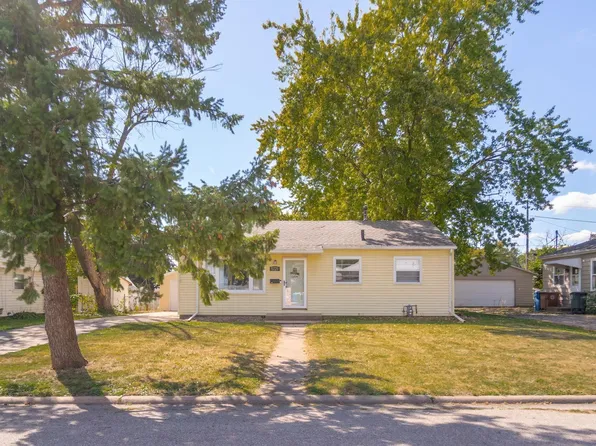 1721 Corning Ave, Waterloo, IA 50701