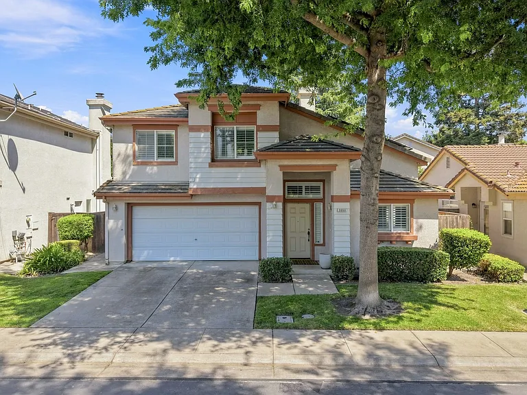 3668 Whispering Creek Cir — Photo 20