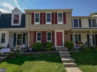 16154 Henderson Ln, Dumfries, VA 22025