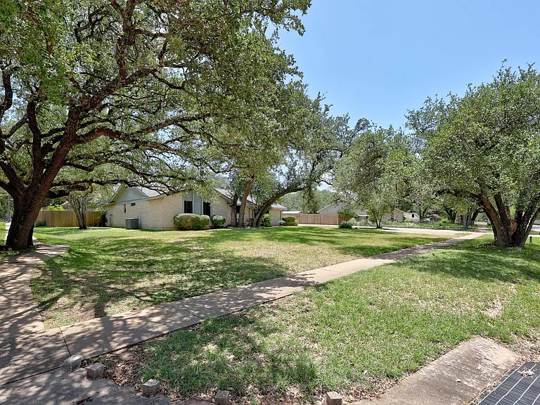 11205 D K Ranch Rd — Photo 6