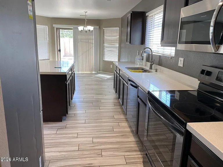 15791 W Caribbean Ln — Photo 9