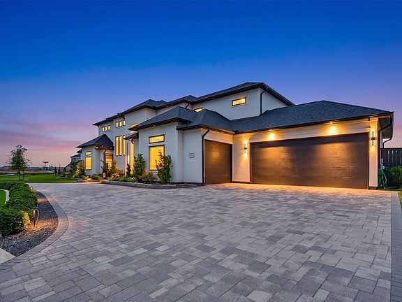 4th image of 512 Basil Leaf Ln
