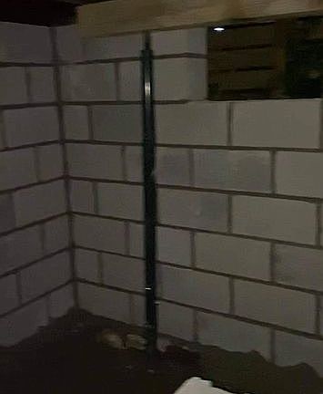 4th image of 1579 Tiffin St